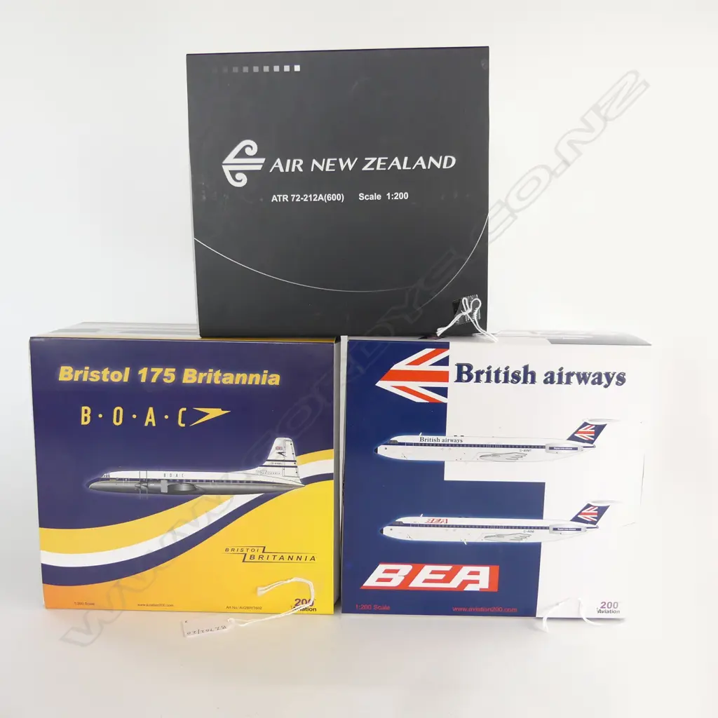 3 MINT & BOXED MODEL PLANES  BRITISH AIRWAYS BAC111-510ED AIR NZ ATR72-212A600 & BOAC BRISTOL BRITANIA L220MM Image 1++