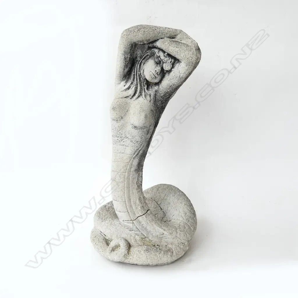 GARDEN ART CONCRETE SERPENT GIRL H500MM Image 1++