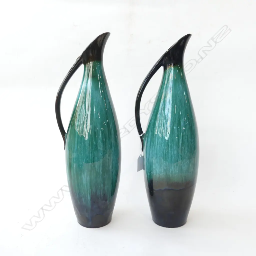 PR TALL BLUE MOUNTAIN CHINA JUGS H400MM Image 1++