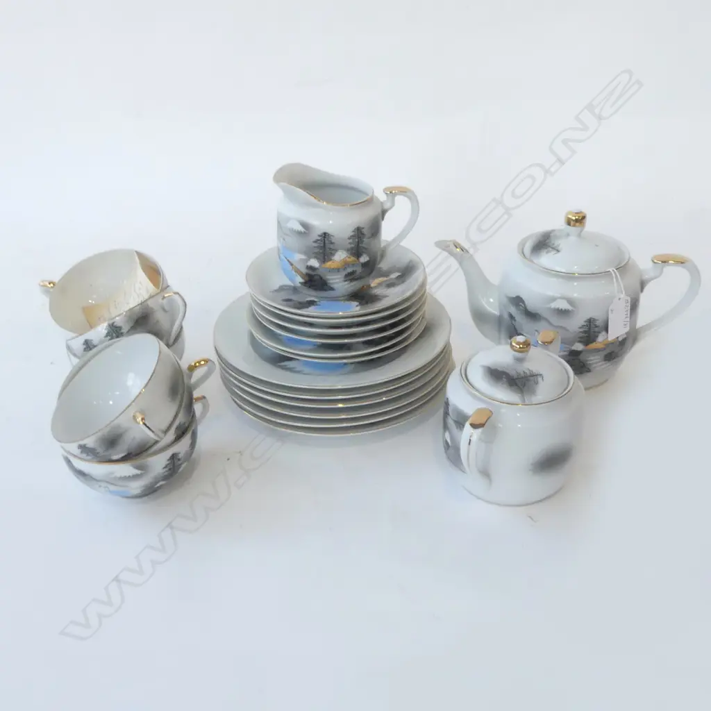 VINTAGE JAPANESE GEISHA LITHOPHANE TEA SET INCL. TEAPOT, MILK JUG, SUGAR BOWL, 6 CUPS, 6 SAUCERS, 6 PLATES (NEVER USED S Image 1++