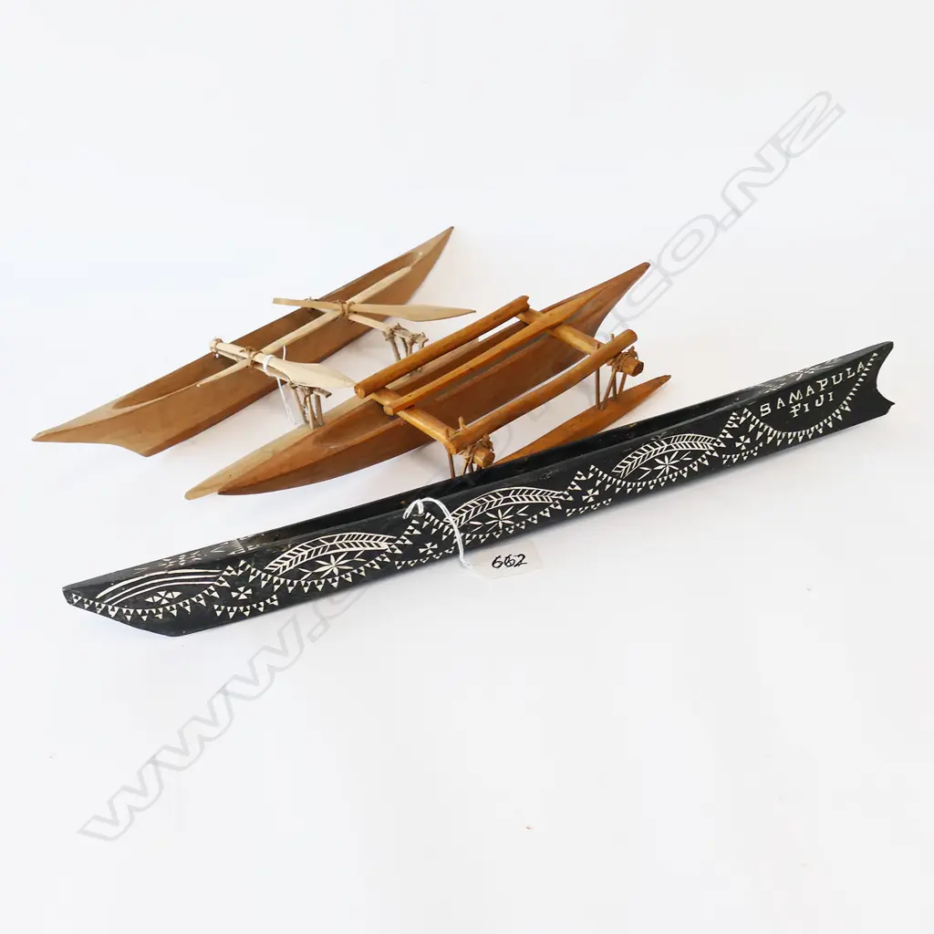 3 MODEL CANOES Image 1++
