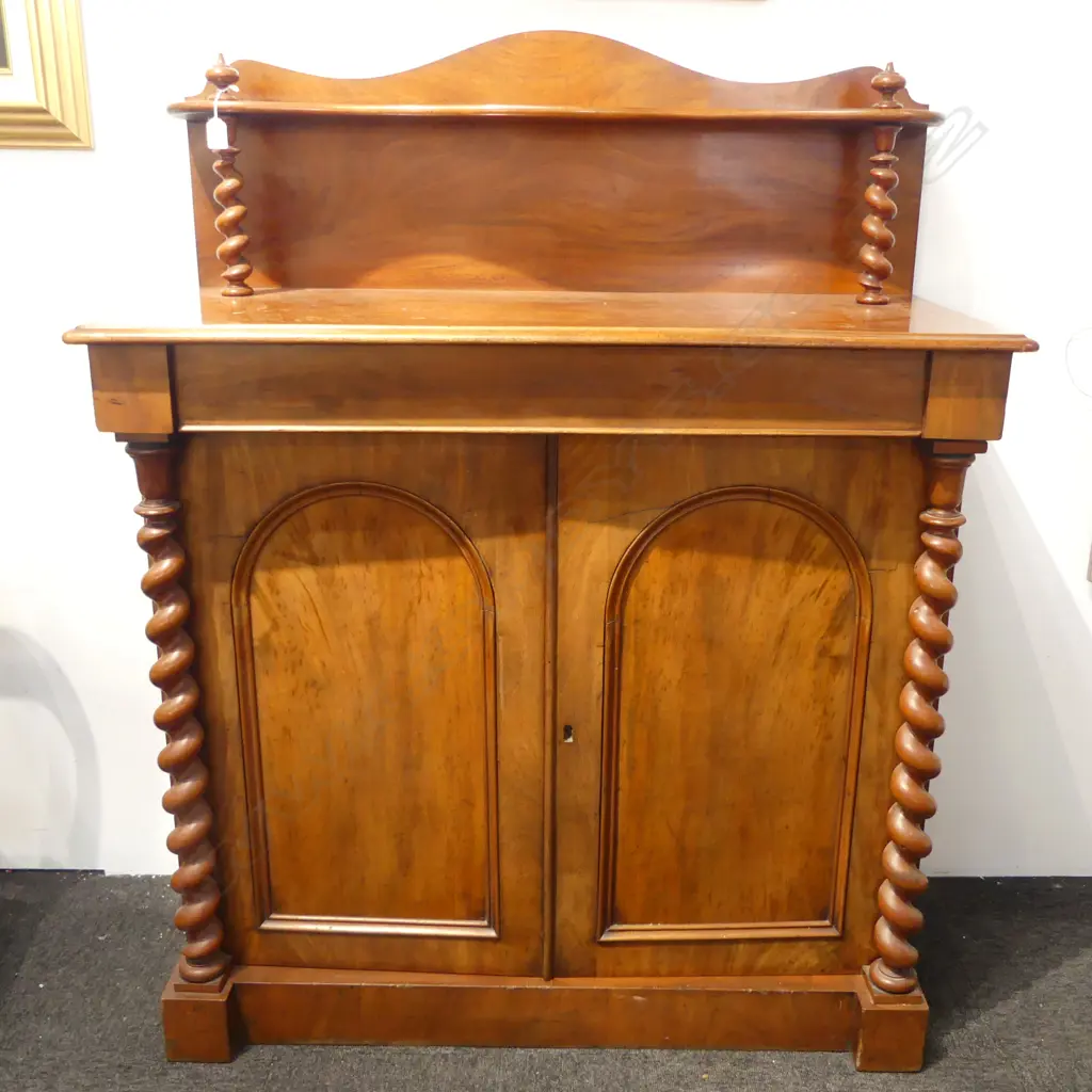 VICT MAHOGANY CHIFFONIER BARLEY TWIST SUPPORTS H1130  L1060MM Image 1++