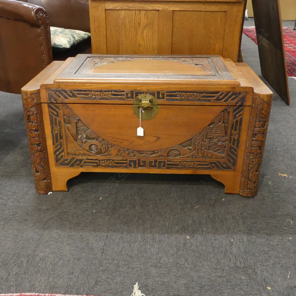 CARVED ORIENTAL BLANKET BOX 930x480x500mm Image 1++