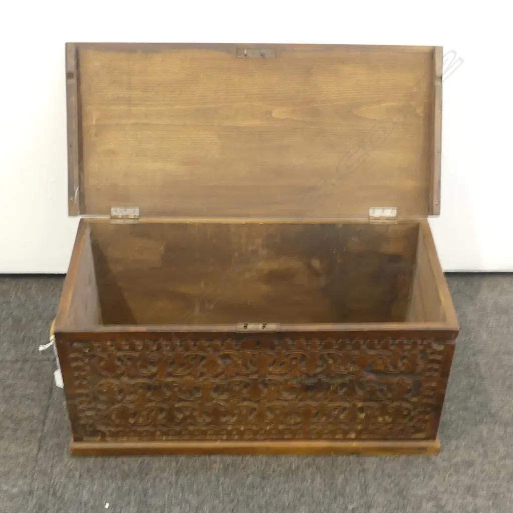 LG SCOTTISH DEEDS BOX w FINELY CARVED FRONT W.600 D.270 H.280mm Image 1++