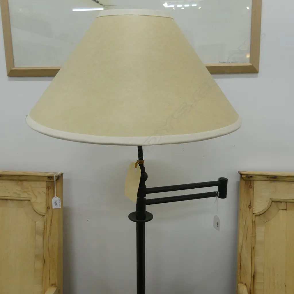 STANDARD LAMP w. SWING ARM H.1450mm Image 1++
