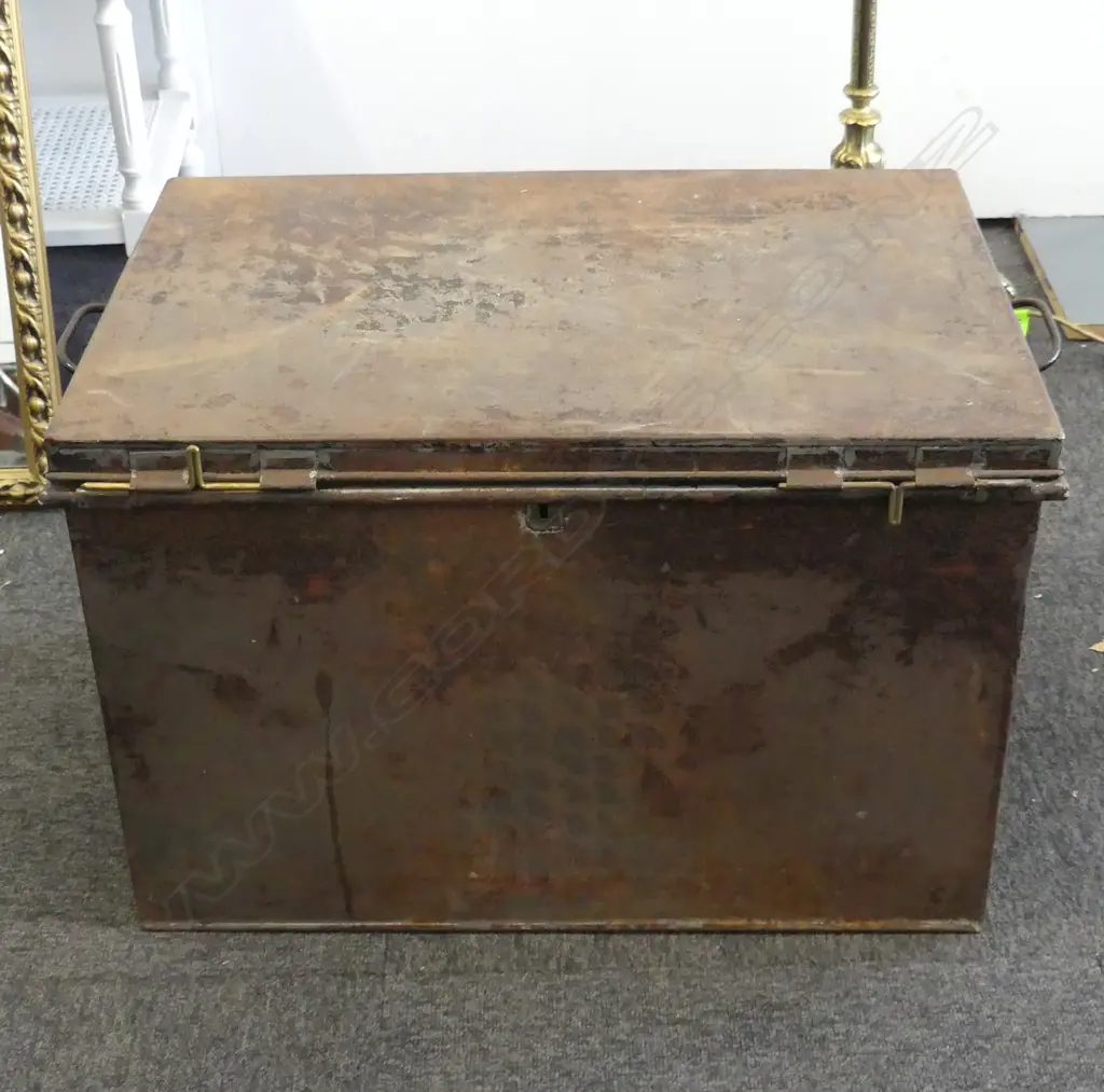 VINTAGE TIN TRUNK DEED BOX H400 L620MM Image 1++