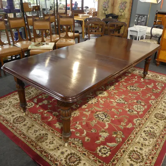 VICT MAHOGANY EXTENSION  DINNING TABLE 2 LEAFS 7 CRANK L2300 W1220MM