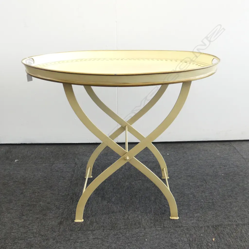PAINTED METAL BUTLERS OVAL TRAY TABLE, FOLDING BASE 735x550mm Image 1++