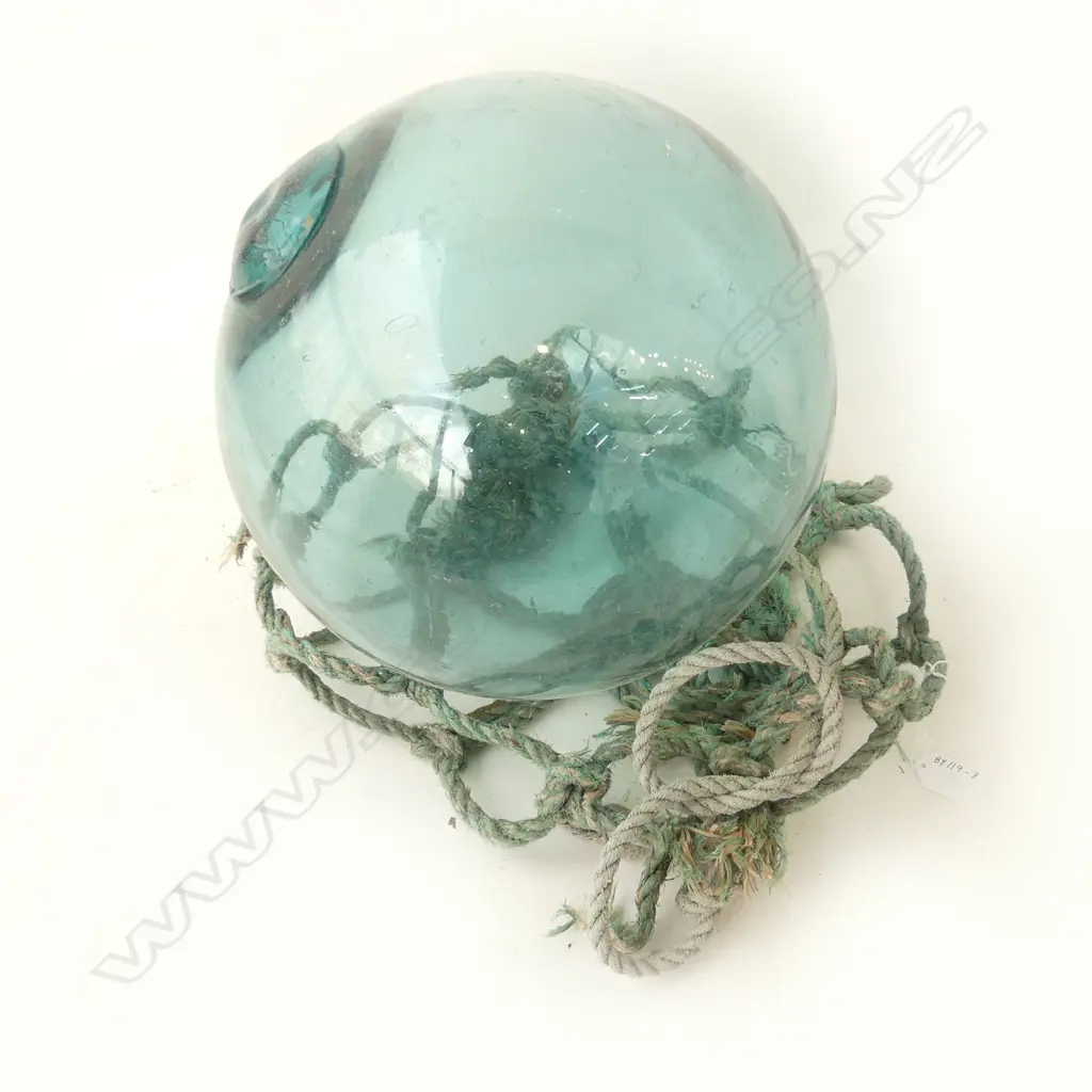 OLD GLASS FISHING FLOAT WITH BROKEN NETTING hand blown APPROX. Dia.290mm Image 1++