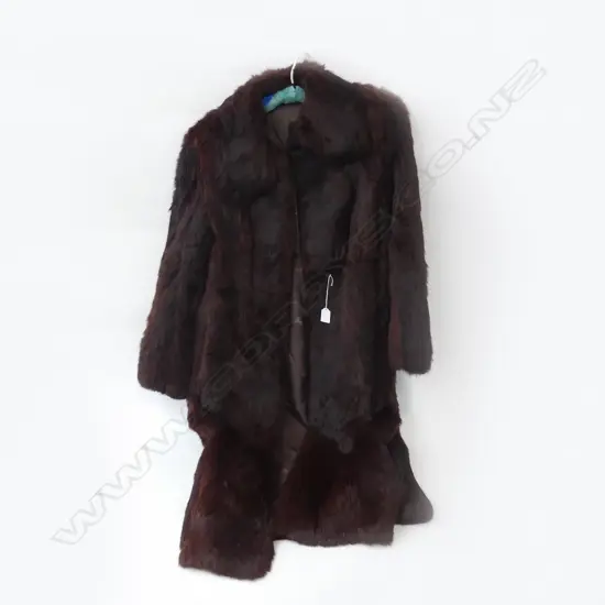LADYS BROWN FUR  FULL LENGTH COAT L1160MM