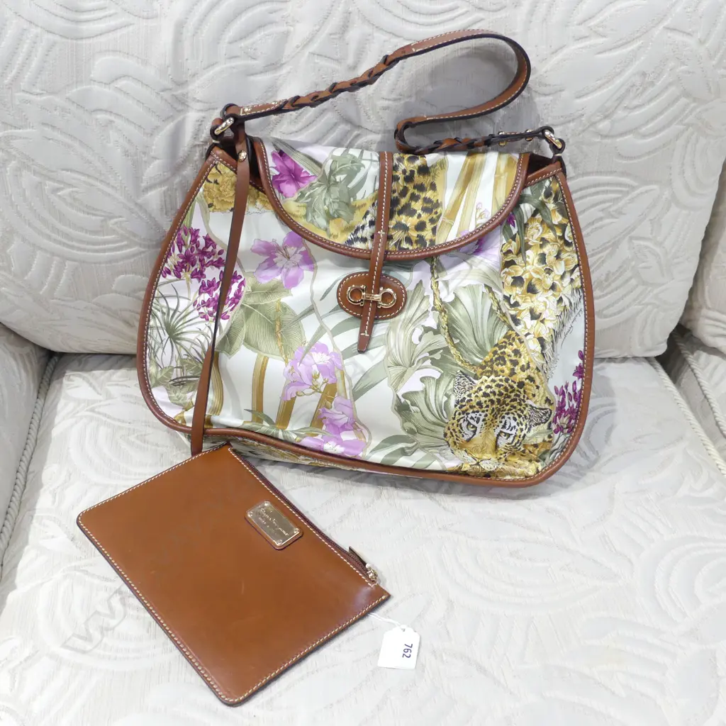 SALVADORE FERRAGAMO PRINTED FABRIC & LEATHER HANDBAG W.370mm w. MATCHING WALLET Image 1++