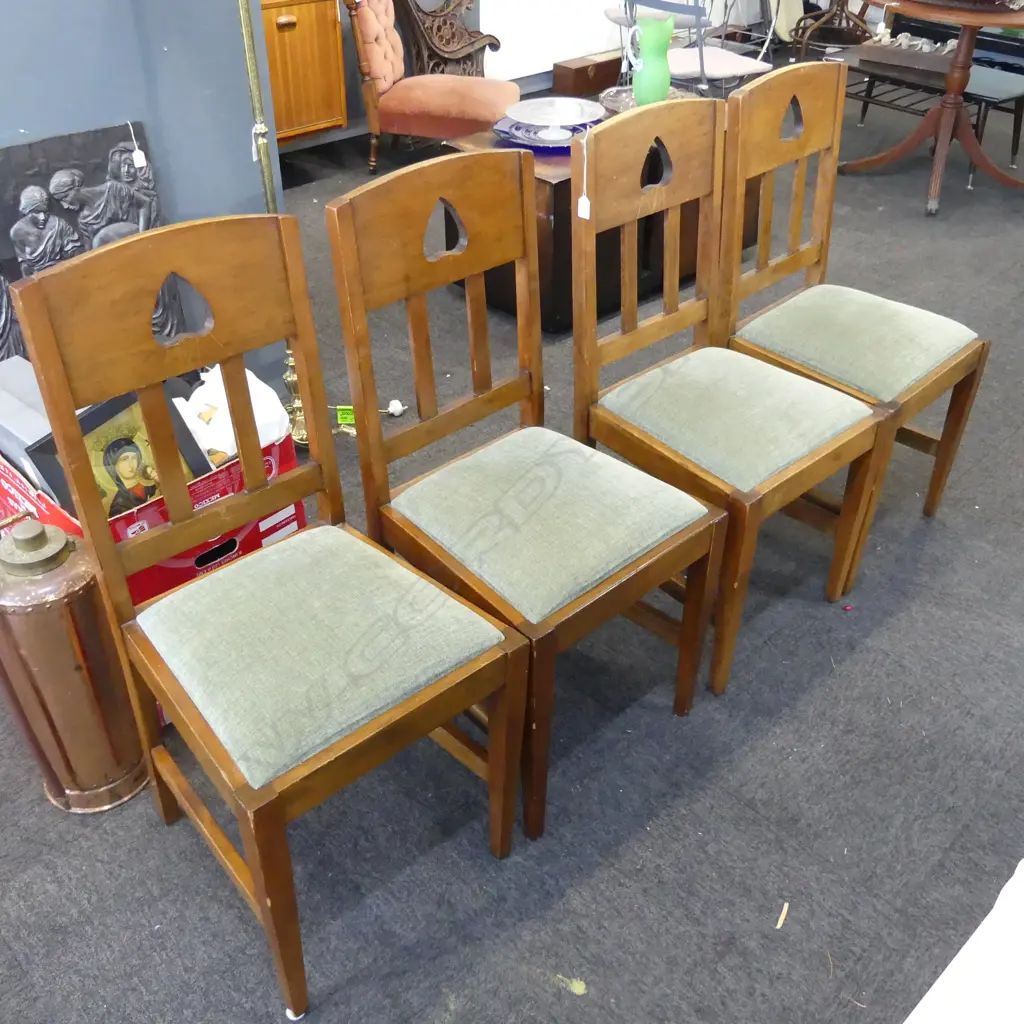 4 ARTS & CRAFTS DINING CHAIRS Image 1++