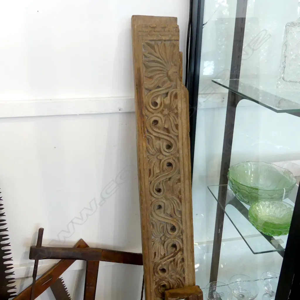 3 CARVED WOODEN PLANKS L.1065mm Image 1++