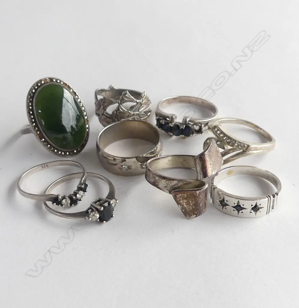 9 VINTAGE SILVER RINGS Image 1++