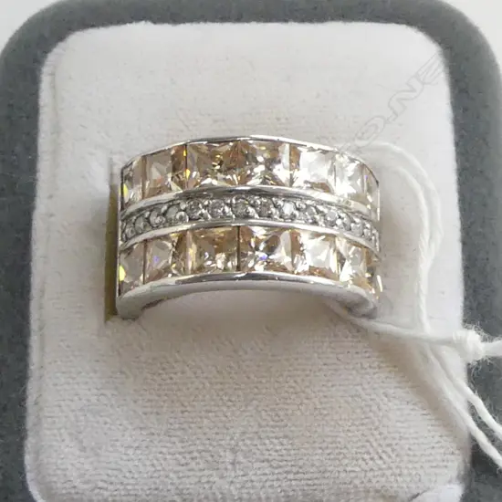 COLOURED CZ RING 11,5G SIZE N /O