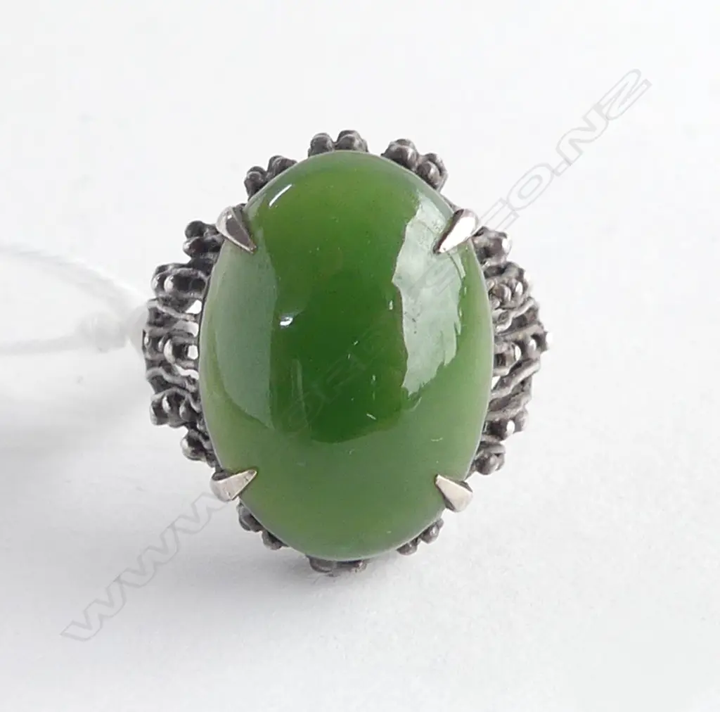 STG SILVER GREENSTONE RING 5.4gms SIZE N 1/2 Image 1++