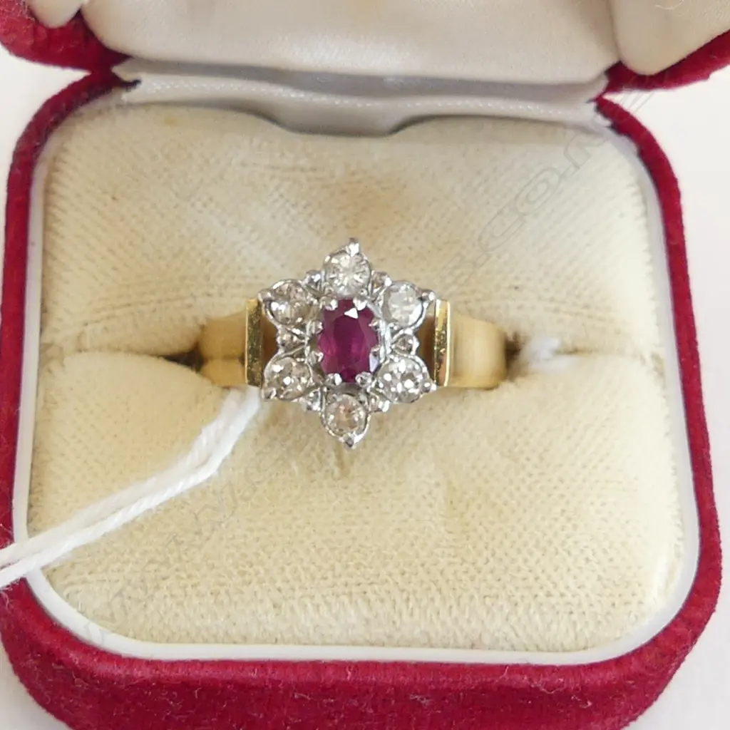 18CT GOLD RUBY AND DIAMOND RING 5.71gms  SIZE Q Image 1++