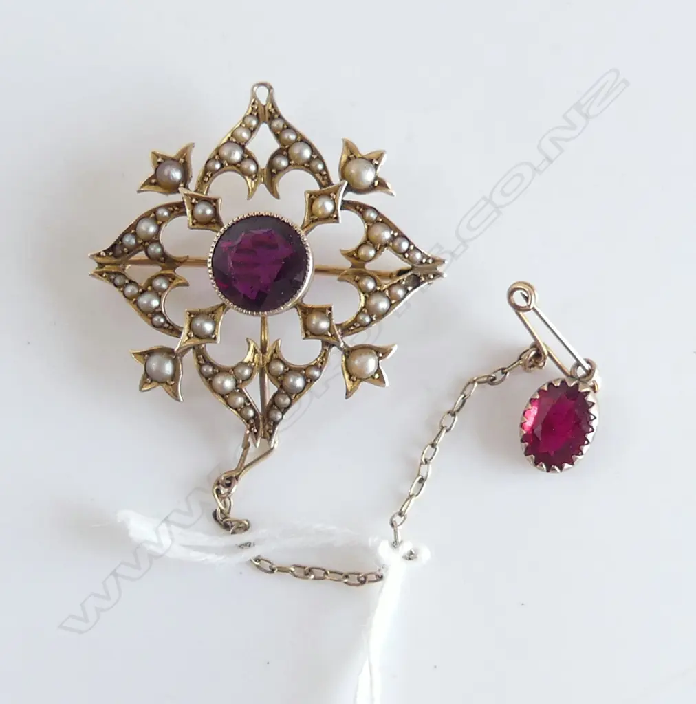 9CT EDWARDIAN RED STONE & SEED PEARL PENDANT BROOCH 4.7gms Image 1++