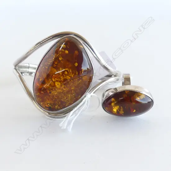 WELL CRAFTED HINGED SILVER & AMBER BANGLE w CATCH & MATCHING RING