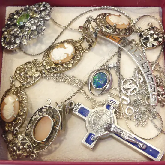 MAINLY SILVER JEWELLERY: NECKLACES + BRACELET A.F + BROOCH + S/PLATE ? CRUCIFIX 