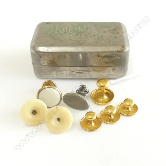 4 9ct STUDS 2.9gms + 4 OTHER