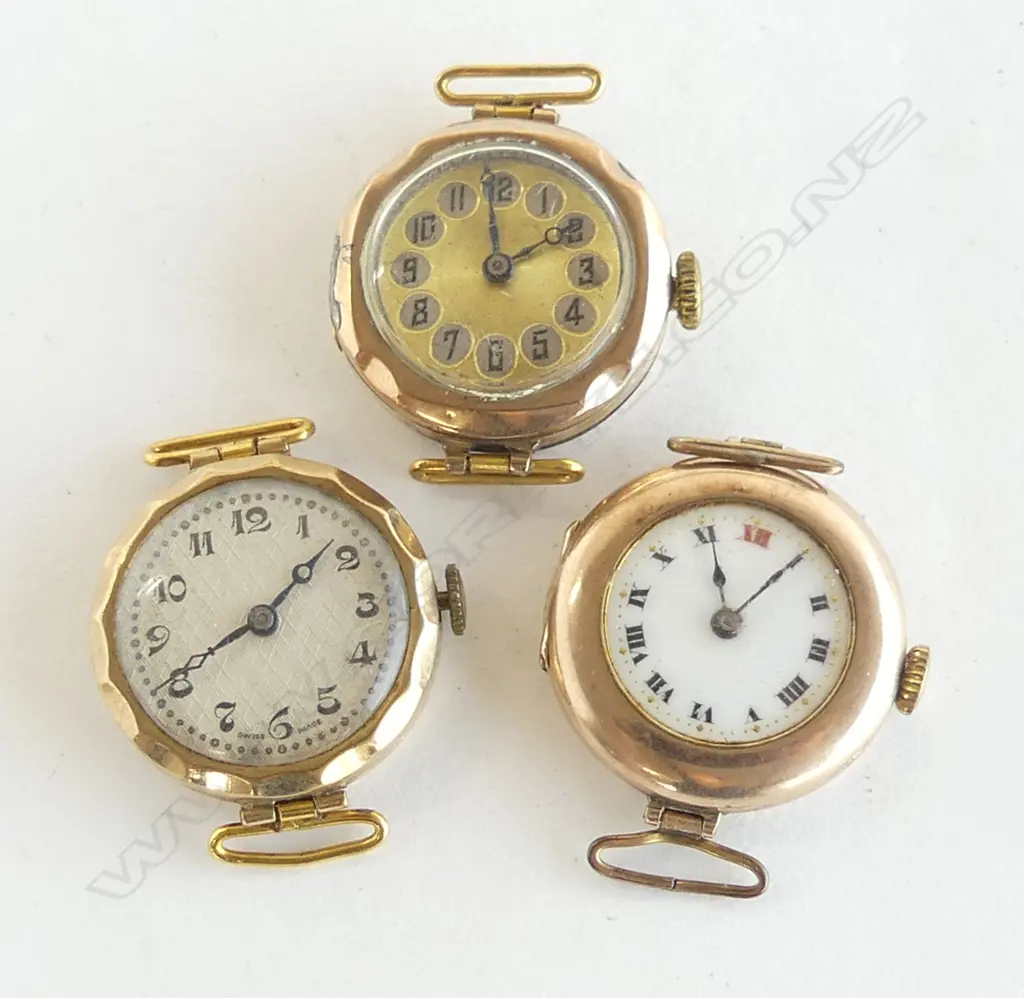 3 ANTIQUE GOLD WRIST WATCHES (NO STRAPS) Image 1++