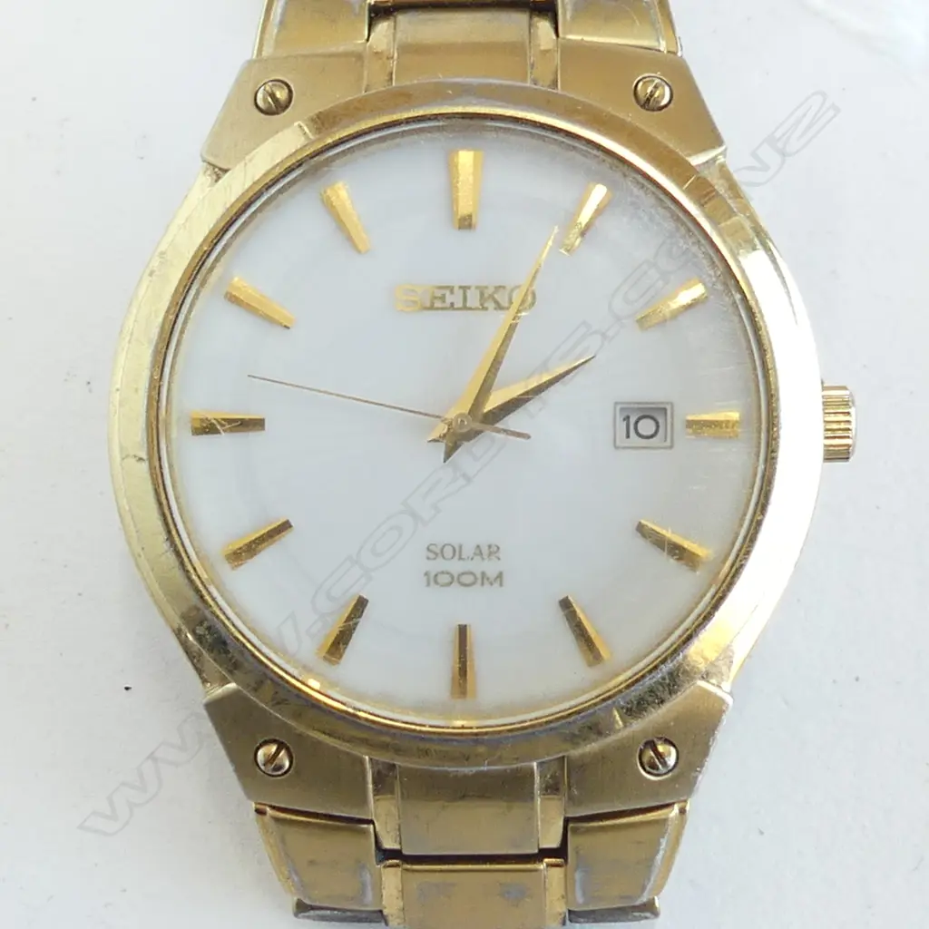 SEIKO GENTS LARGE WRISTWATCH GOLD PLATE apparently running Image 1++