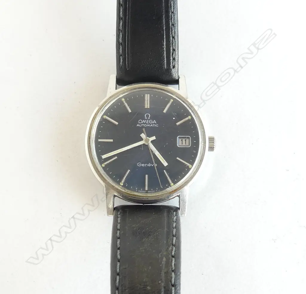 VINTAGE OMEGA  AUTOMATIC STAINLESS STEEL WRISTWATCH DARK BLUE DIAL working Image 1++
