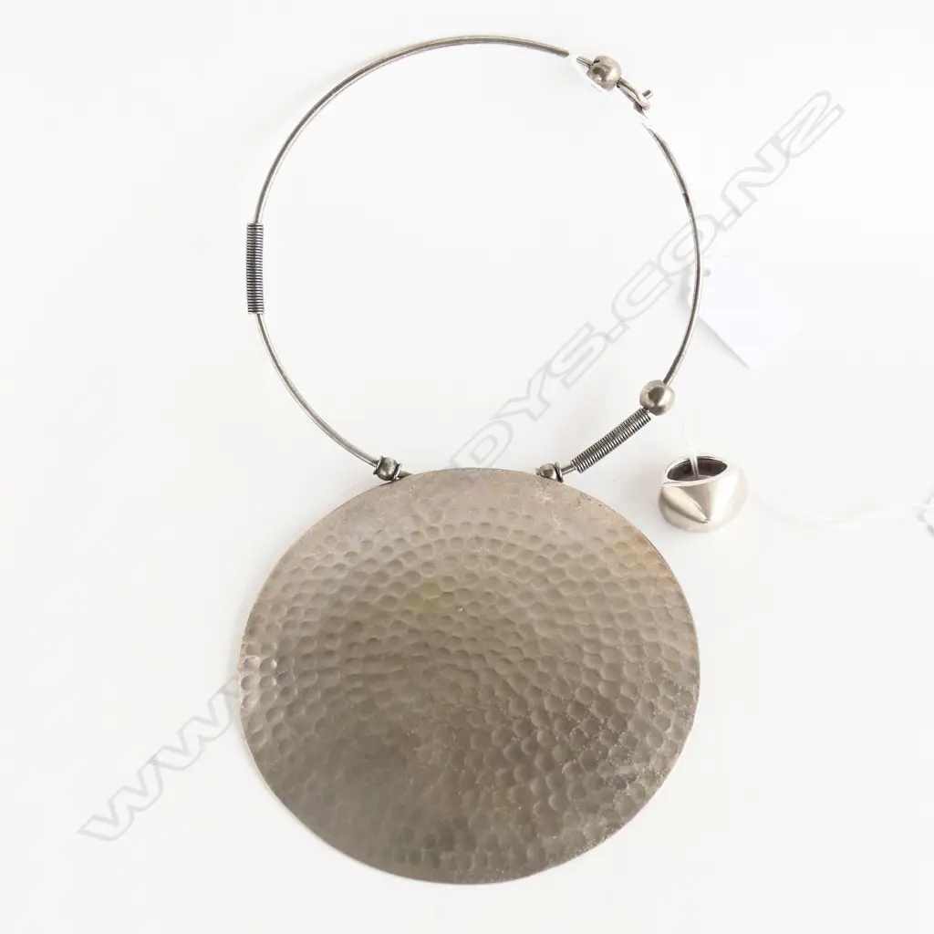 CHOKER w LG HANDBEATEN DISC & HANDCRAFTED SILVER RING Image 1++