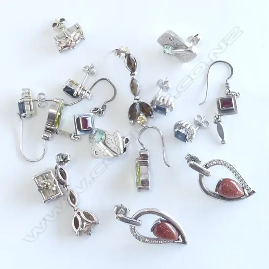925 SILVER & ASSORTED STONE SET EARRINGS & STUDS