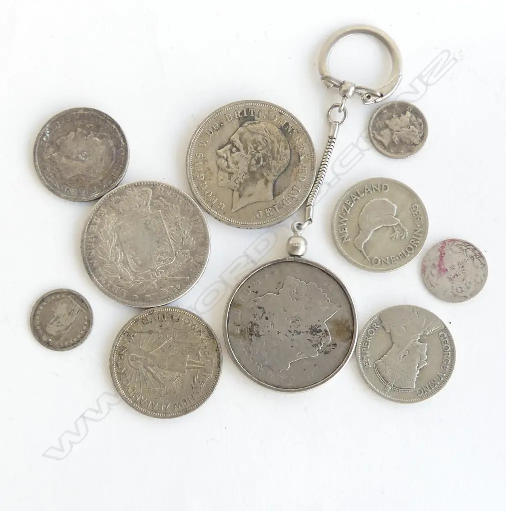 ASSORTED SILVER COINS Image 1++