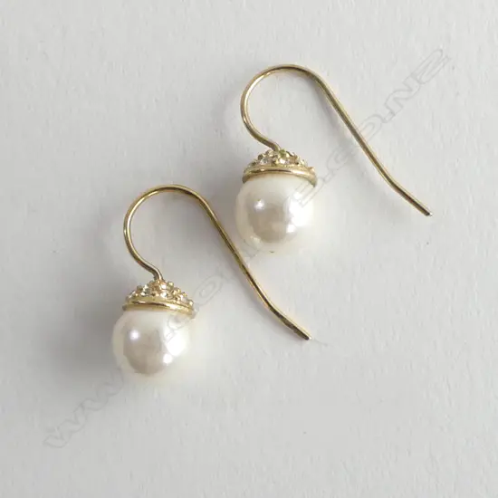 PR COSTUME PEARL HOOK EARRINGS