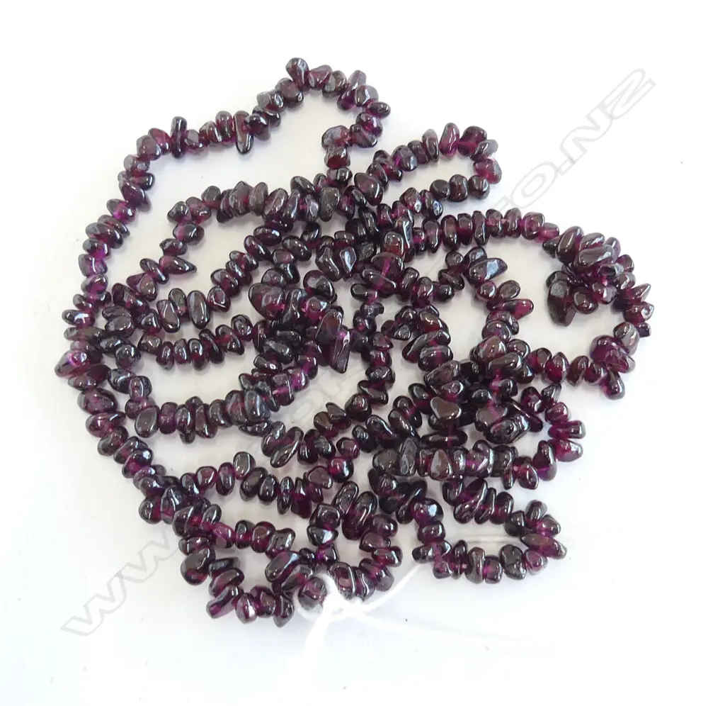LONG GARNET BEAD NECKLACE 840mm Image 1++