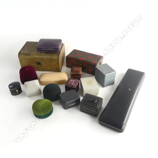 COLLECTION 16 OLD RING & JEWELLERY CASES