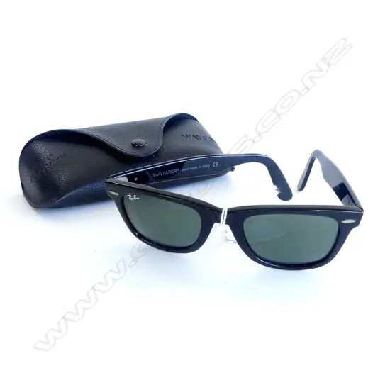 PR RAYBAN WAYFARER SUNGLASSES, ITALY