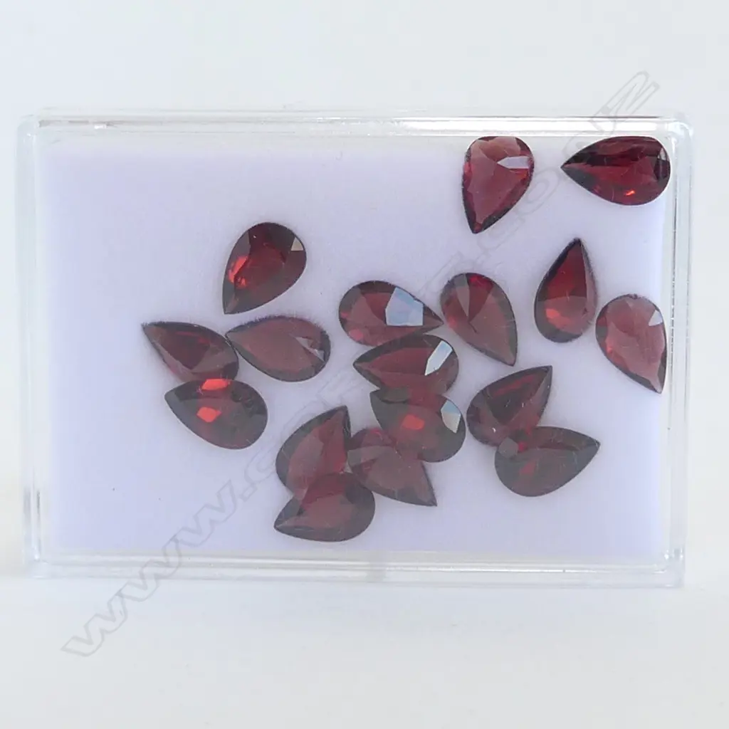 20CTS FACETED GARNETS DROP SHAPE  Image 1++