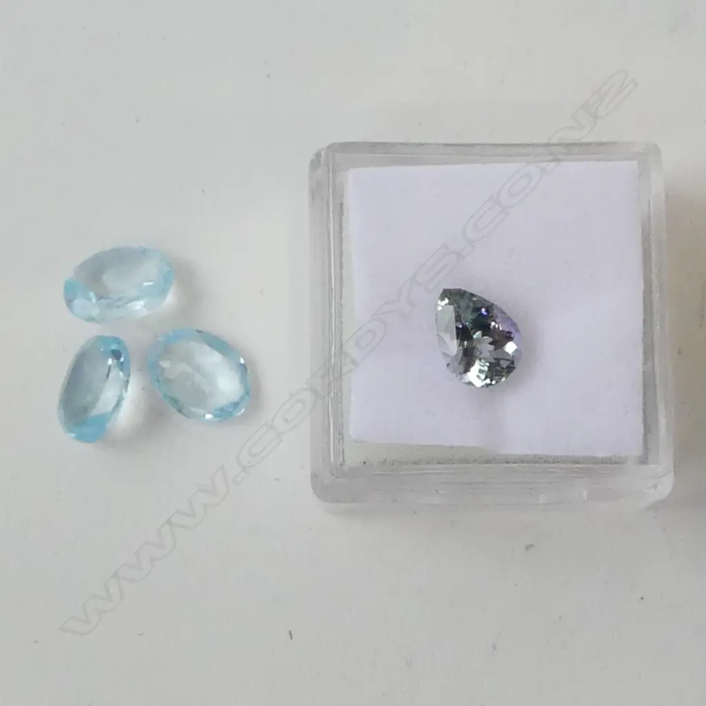 3 5.65CT BLUE TOPAZ + 1.37CT PEACOCK TANZANITE Image 1++