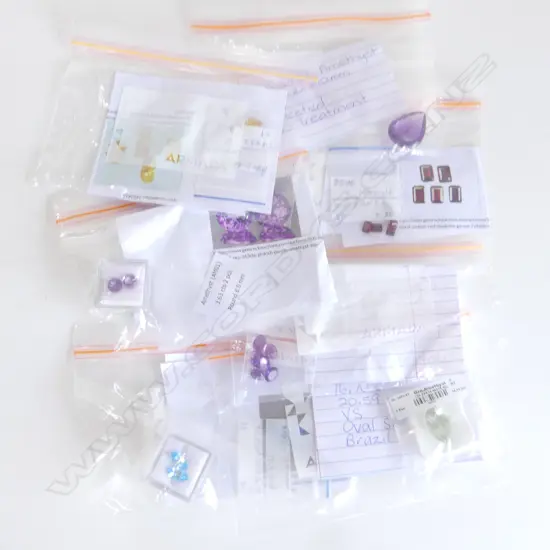 ASST. LOOSE GEMSTONES