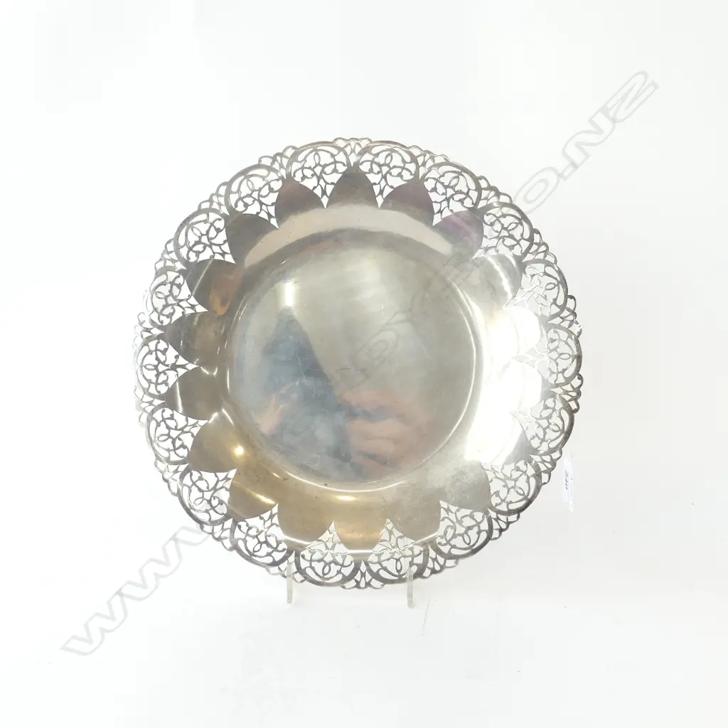 EGYPTIAN 900 SILVER DISH, 275mm dia 486gms Image 1++