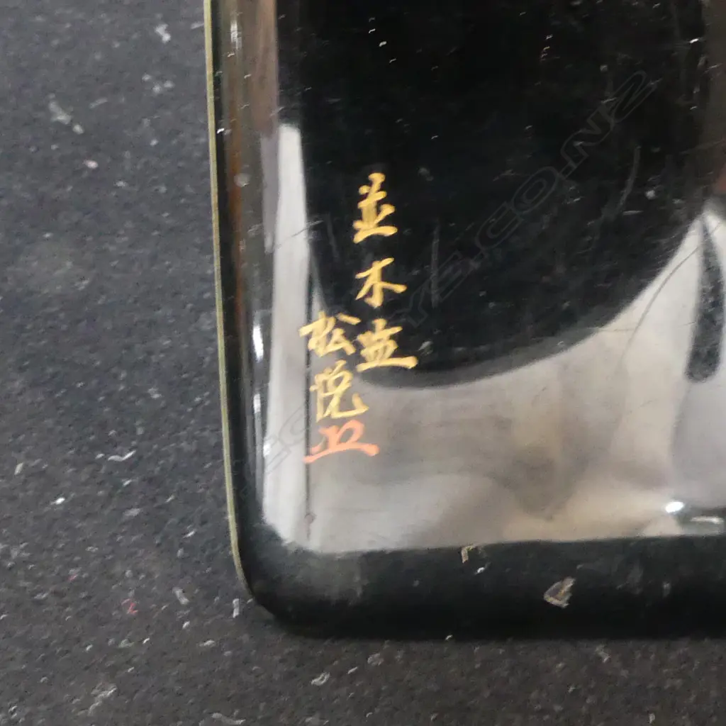 EARLY / MID 20thC JAPANESE BLACK LACQUER METAL CIGARETTE CASE cockeral decorated Image 1++