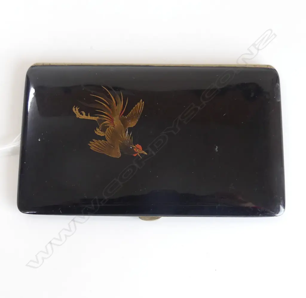 EARLY / MID 20thC JAPANESE BLACK LACQUER METAL CIGARETTE CASE cockeral decorated Image 1++