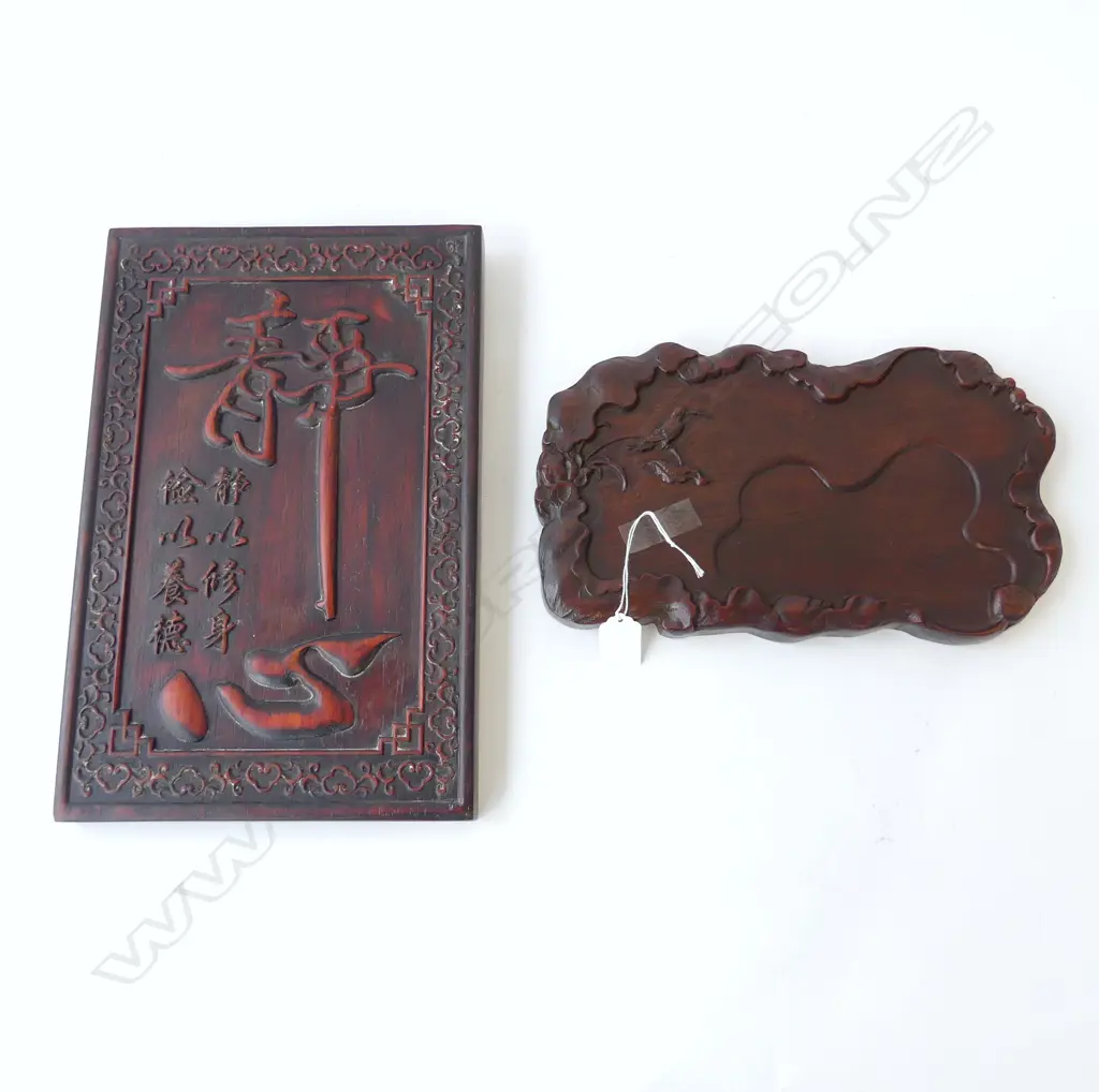 2 CHINESE CARVED WOODEN PANELS 360x235mm Image 1++