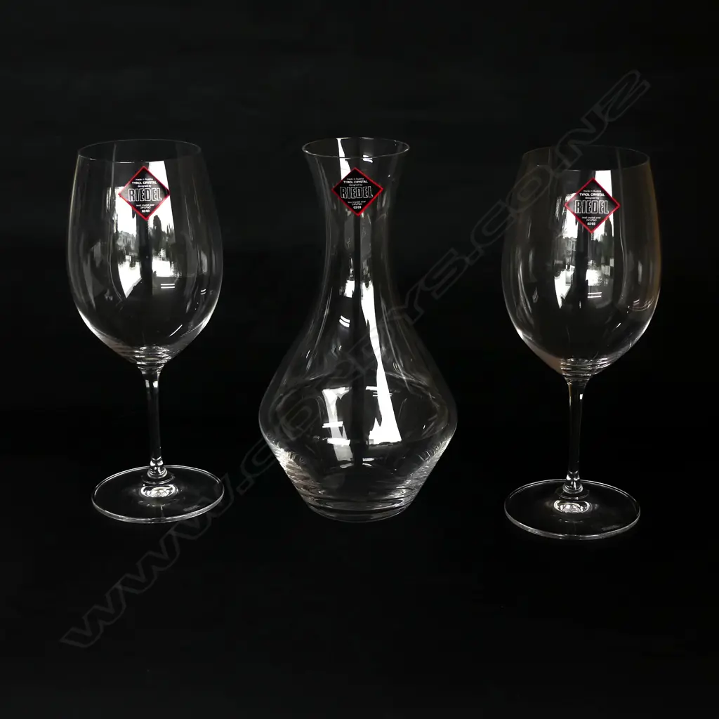 RIEDEL 3 PCE CABERNET SET; DECANTER & 2 GLASSES, AS NEW IN BOX Image 1++