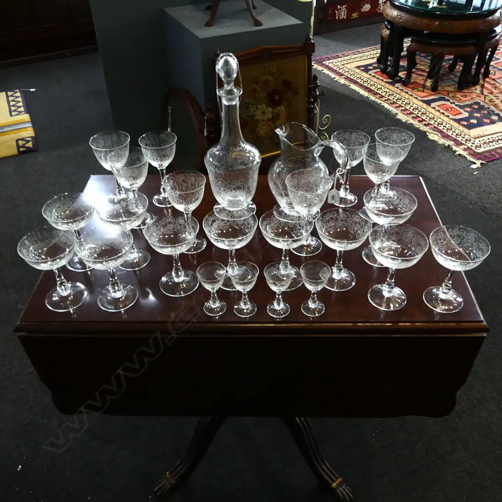 ETCHED CRYSTAL DRINKS SET INCL. JUG & DECANTER H.355mm Image 1++