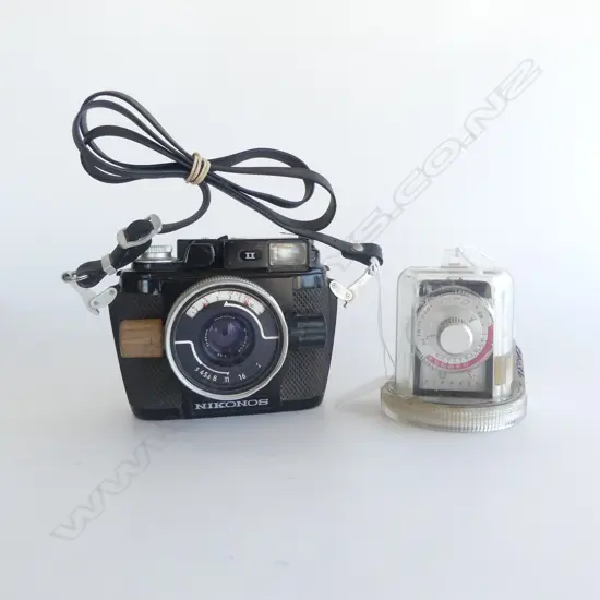 VINTAGE NIKONOS UNDERWATER CAMERA designed by Jacque Cousteau PLUS SONOKIN UNDERWATER LIGHT METER