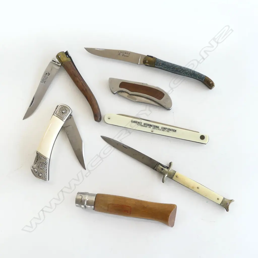 COLLECTION OF 7 FOLDING KNIVES Image 1++