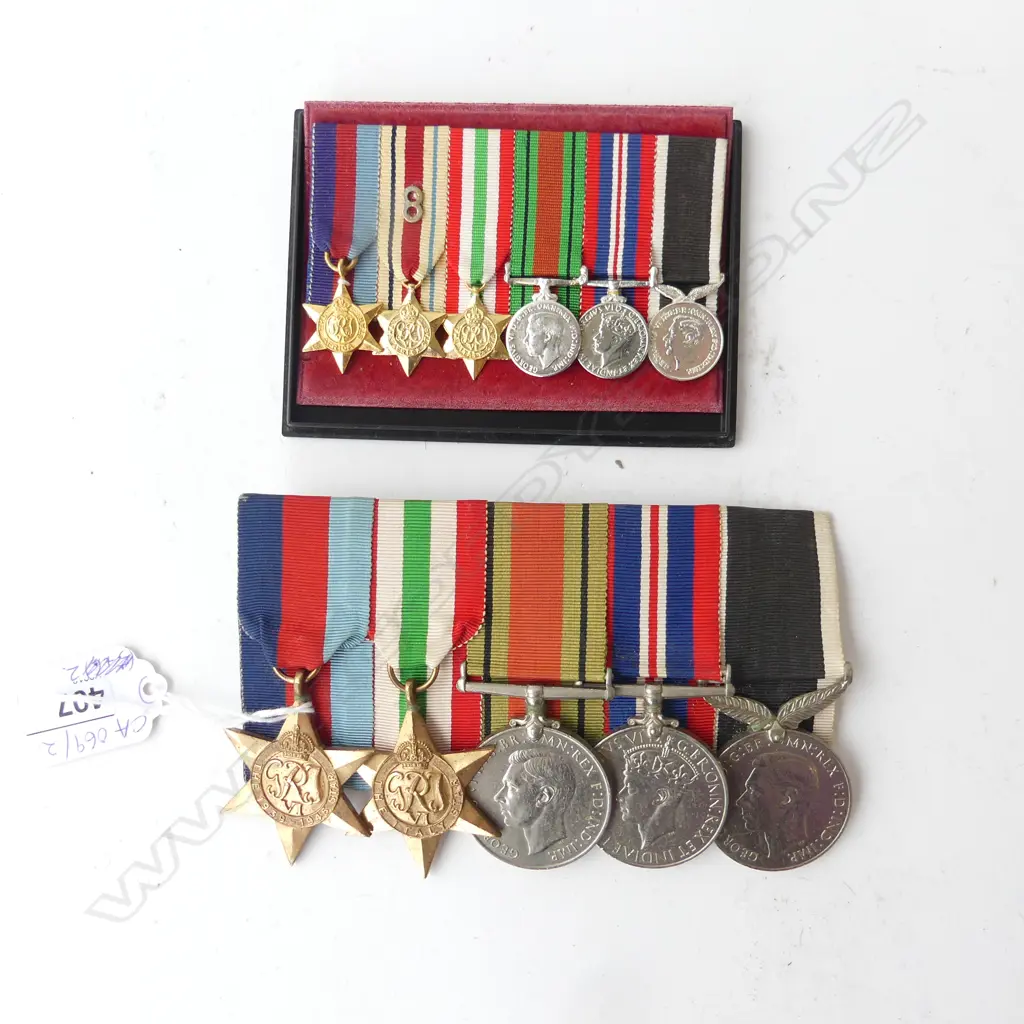 5 WAR MEDALS ALL L. J. DAVIS 437445 + 6 MINIATURES Image 1++
