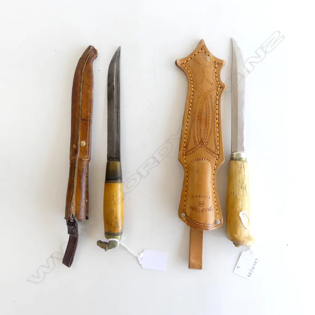 2 FINNISH SHEATHED SKINNING KNIVES  Image 1++