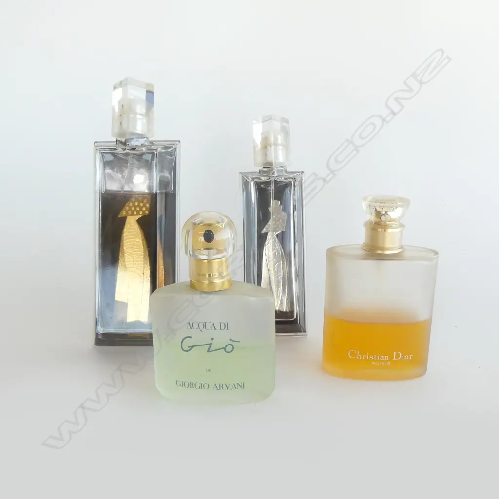 4 LADIES PERFUME BOTLES: some w a little contents DIORISSIMO + HOT COUTURE ETC Image 1++