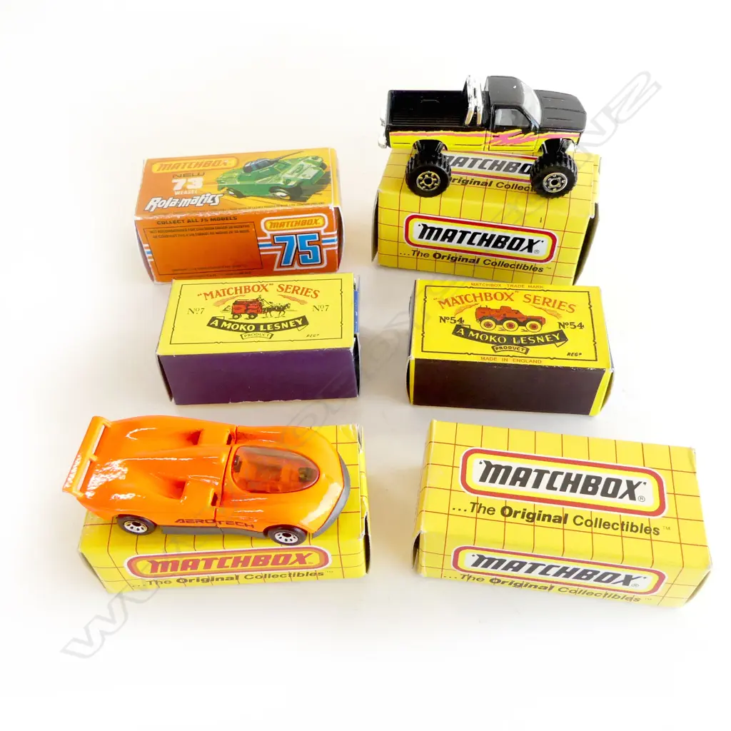 6 MATCHBOX MODEL CARS, BOXED Image 1++